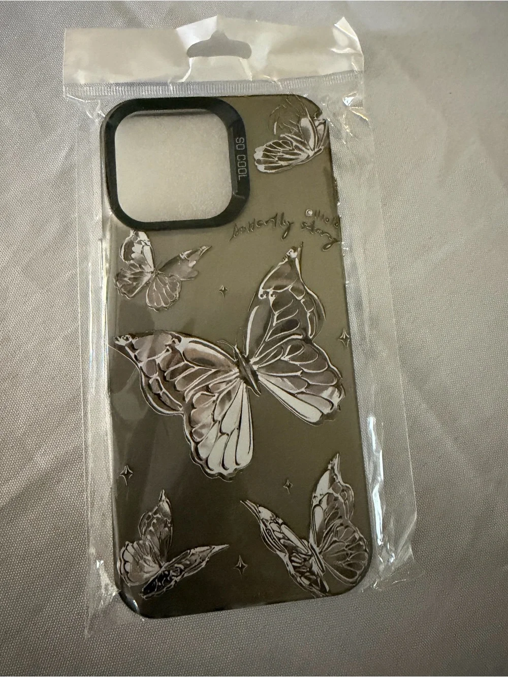 Butterfly iPhone 16 Pro Max Case – Gold tone